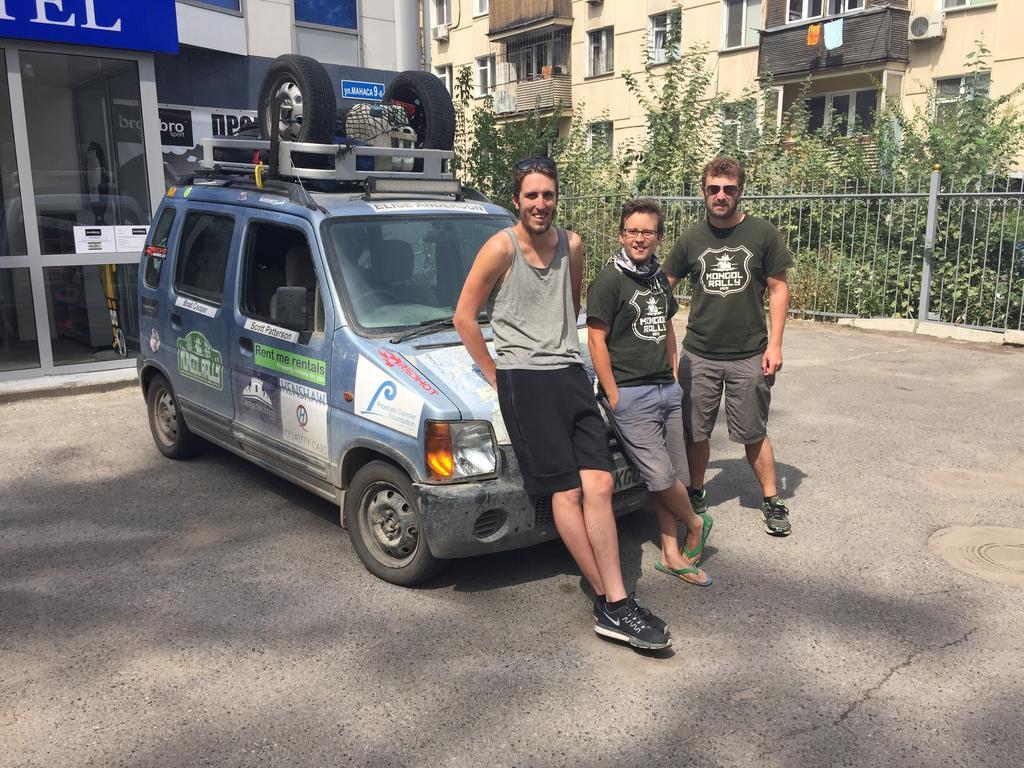 Amigo Hostel Almatı Dış mekan fotoğraf